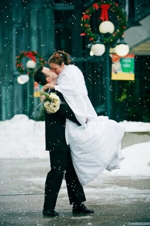 Особливості проведення зимового весілля!